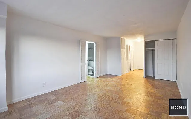 Rented by Bond New York | media 6