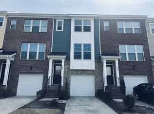 422 Hofman Ct, Cary, NC 27519