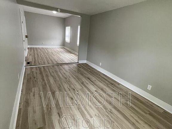 2nd image of 301 N Temple Ave