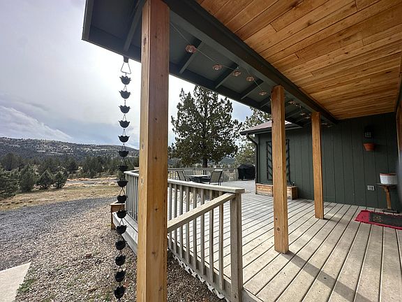 4th image of 120 Valley View Dr