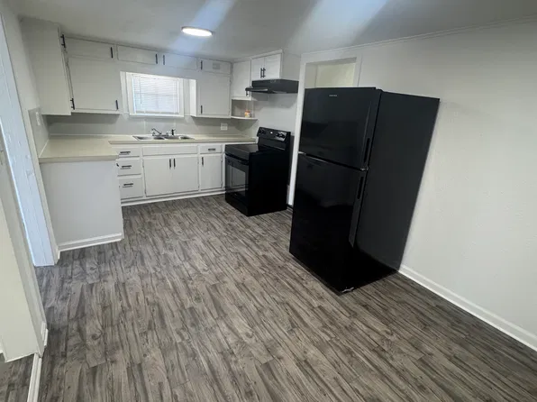2519 Blackiston Mill Rd, Clarksville, IN 47129