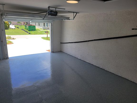 3rd image of 1319 SE 23rd Pl