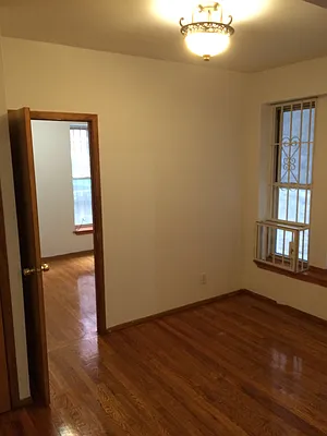 Rented by Warren T Real Estate Corp. | media 49