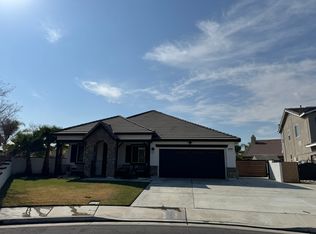 7971 Spaniel Ct, Corona, CA 92880