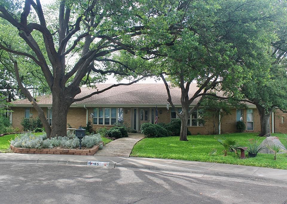 1st image of 45 Knoll Cir