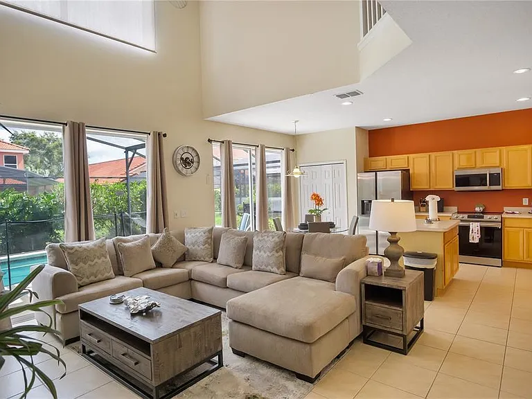 134 Sevilla Ave — Photo 3