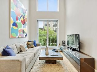 42 Meserole St APT 303, Brooklyn, NY 11206