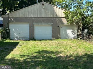2417 39th St, Pennsauken, NJ 08110
