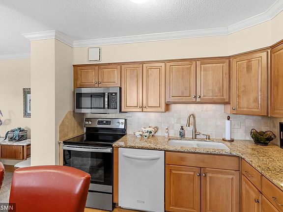 2nd image of 7600 Golden Valley Rd APT 409