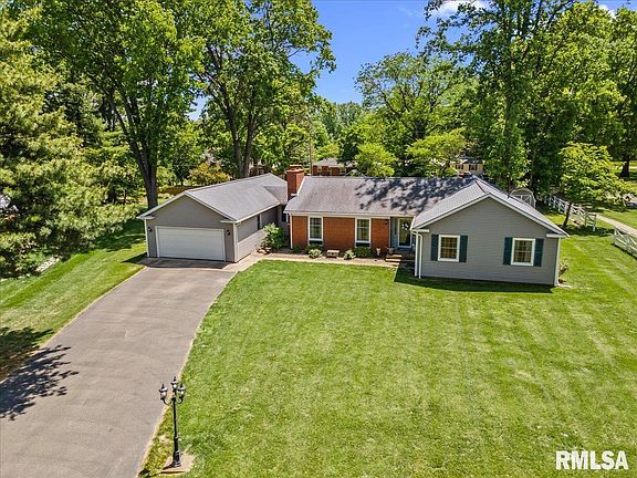 2nd image of 23 Circle Dr