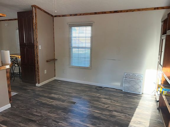 3rd image of 336 Rothwood Rd
