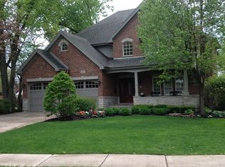 66 Waverly Ave, Clarendon Hills, IL