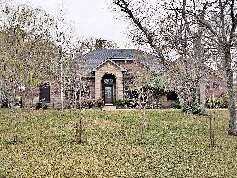 6608 Forest Oak
