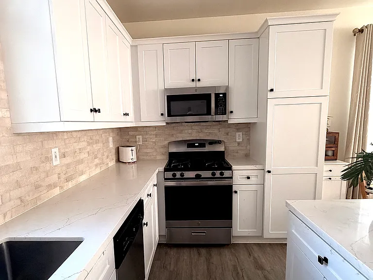 7906 Cold Creek St — Photo 11