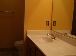 9542 Meadows Farm Dr, Owings Mills, MD 21117