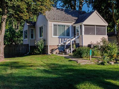 1116 Clinton St, Algonac, MI, 48001