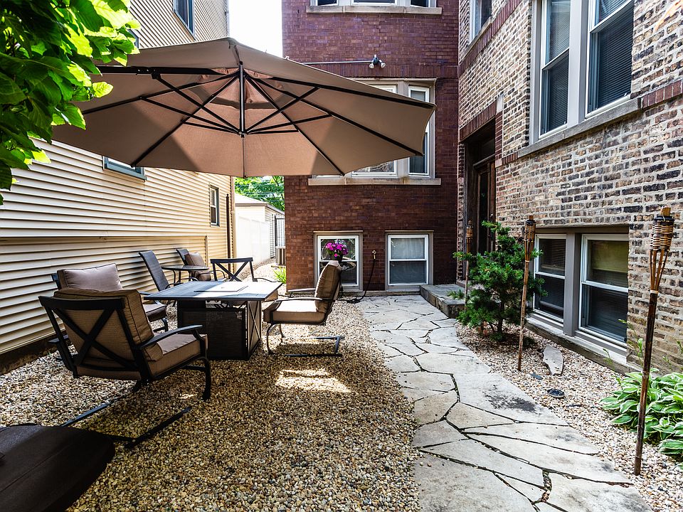 1st image of 3052 N Kedzie Ave APT 2