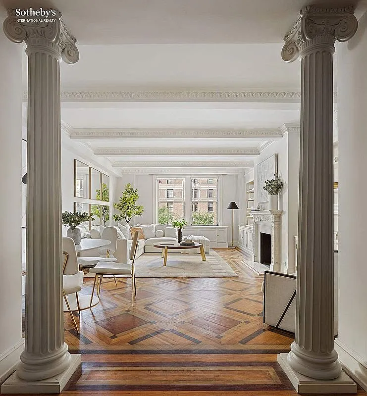 575 Park Ave APT 201 photo 1