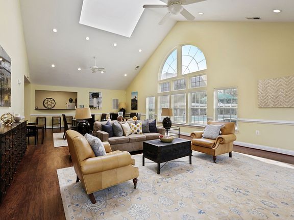 2nd image of 13950 Rockland Village Dr #3963-202