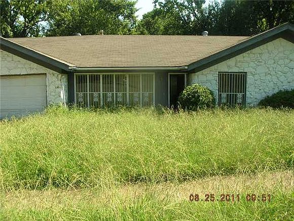 1st image of 4810 Hornsby Dr