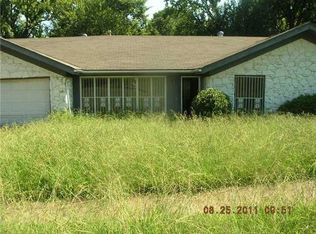 4810 Hornsby Dr, Memphis, TN 38116