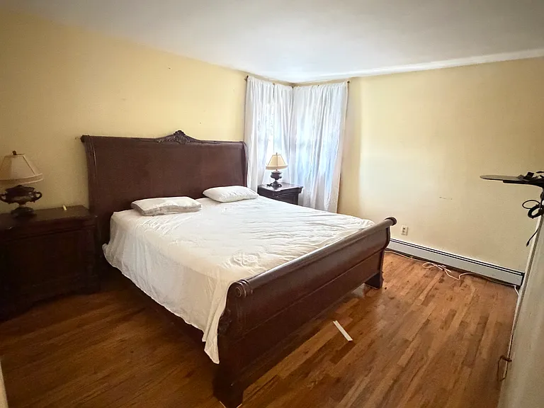 143 Wellington Rd — Photo 7