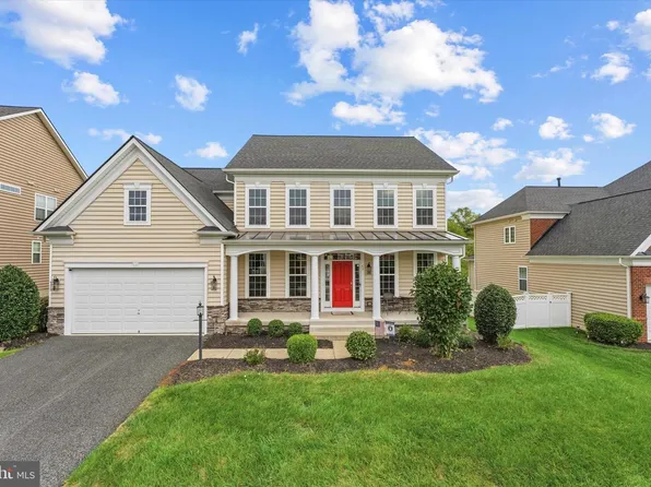 63 Coachman Cir, Stafford, VA 22554