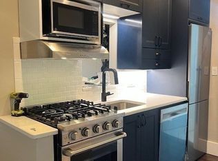 60 Queensberry St APT 19, Boston, MA 02215