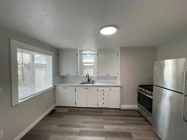 2232 Hoyt Ave- 5 Unit, 2232 Hoyt Ave APT 2, Everett, WA 98201