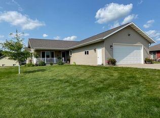 118231 Sunset Ridge Dr, Stratford, WI 54484