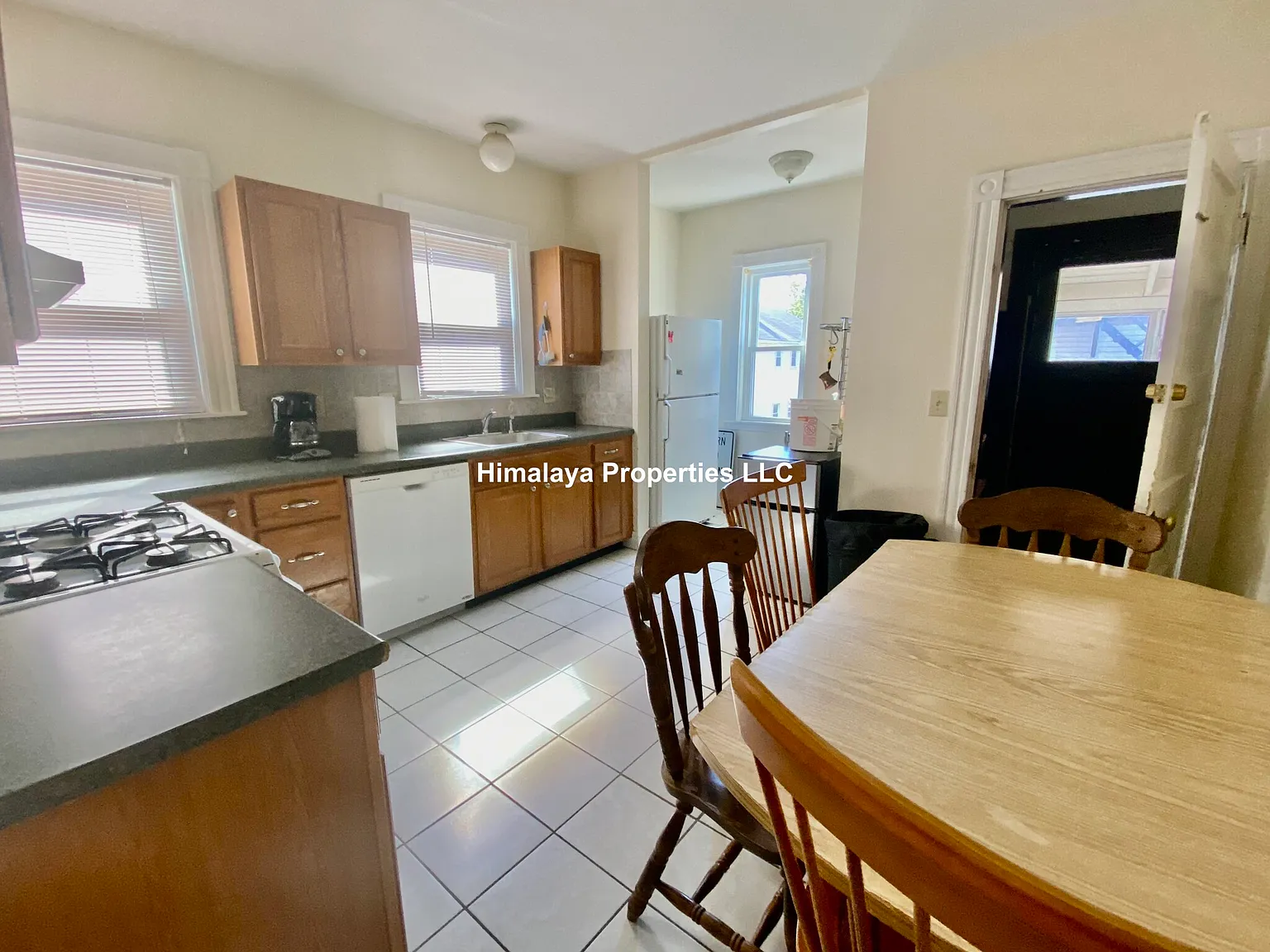 42 Bromfield Rd — Photo 2