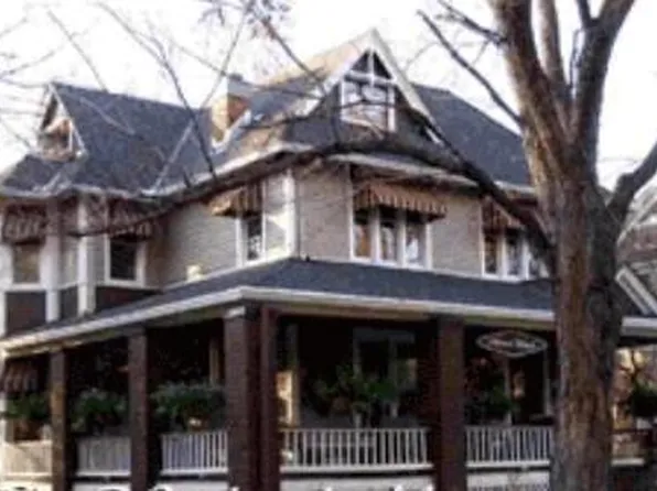 1263 SW Fillmore St, Topeka, KS 66604