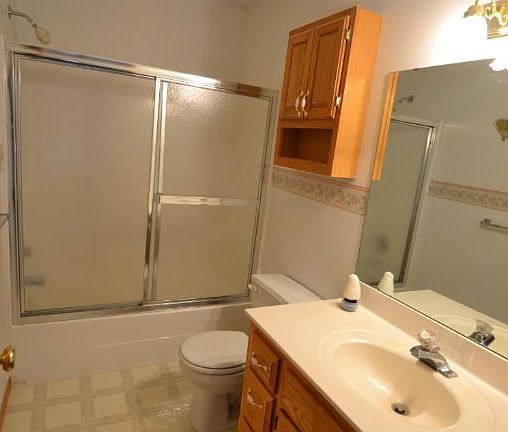 5th image of 410 Lady Slipper Ave NE