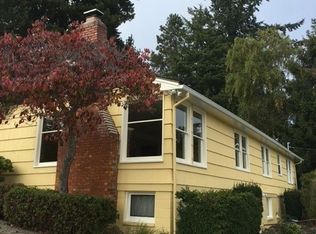 261 Eagle Pl NE, Bainbridge Island, WA 98110