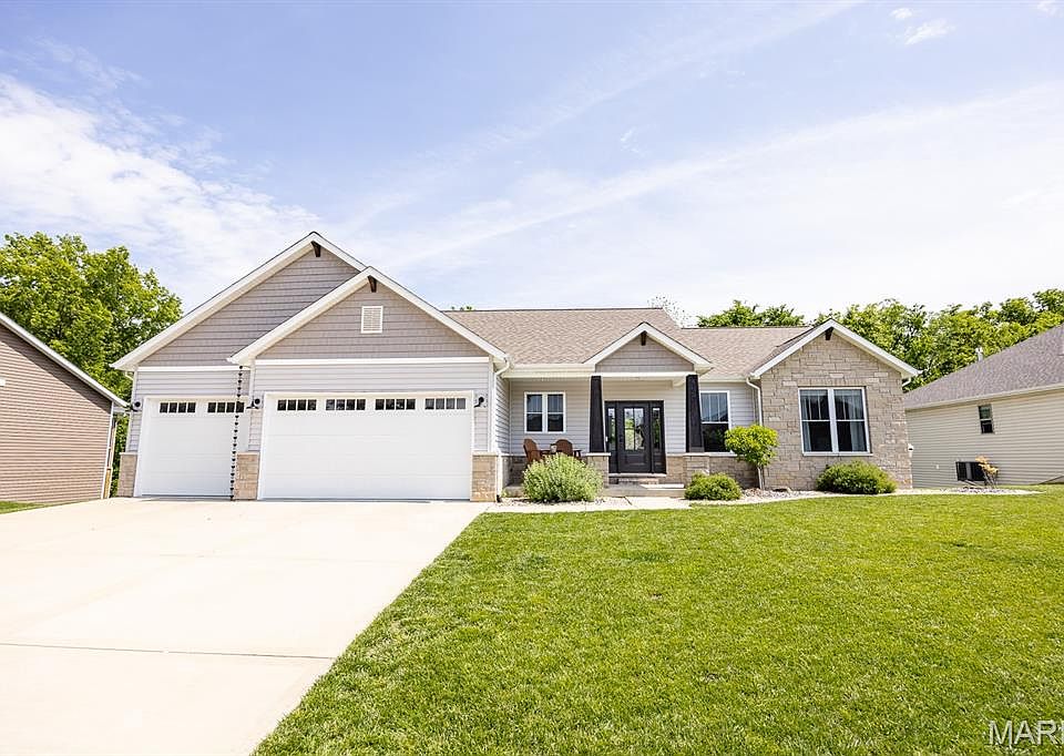 1st image of 1522 Sagaponak Ln