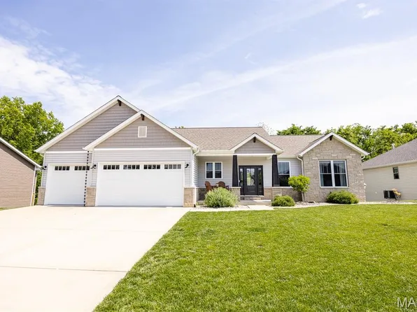 1522 Sagaponak Ln, Troy, IL 62294