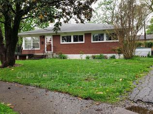 3504 Mina Ct, Louisville, KY 40220