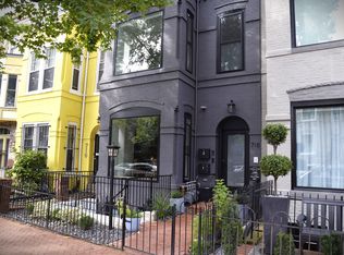 718 6th St NE #1, Washington, DC 20002