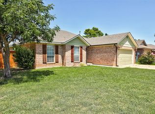 1240 Capitol Dr, Edmond, OK 73003