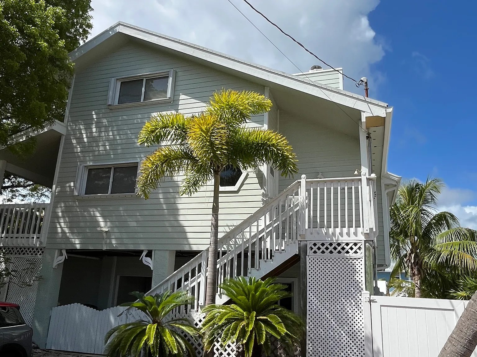 3 bed, 2.5 bath, 1572 sqft, $6,800 — Photo 3