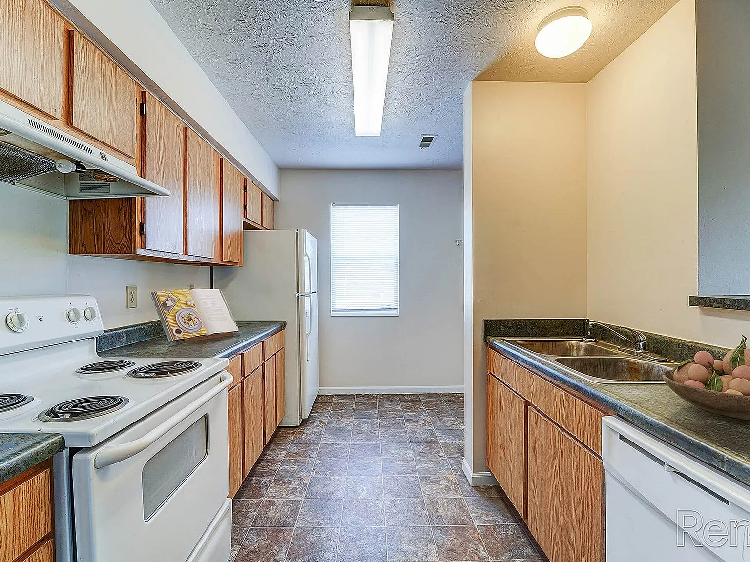 The Residences at Belleville Park I and II — Photo 3