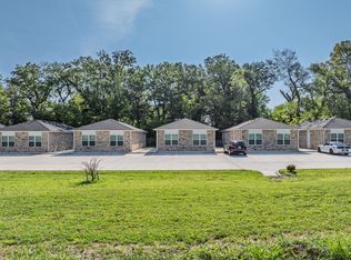 909 S Peters Ave, Joplin, MO 64801