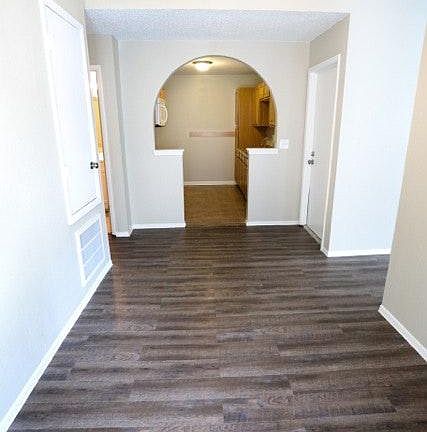 3rd image of 6313 Glenhagen Dr