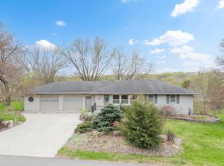 3928 Oak Park Cir SE, Rochester, MN 55904