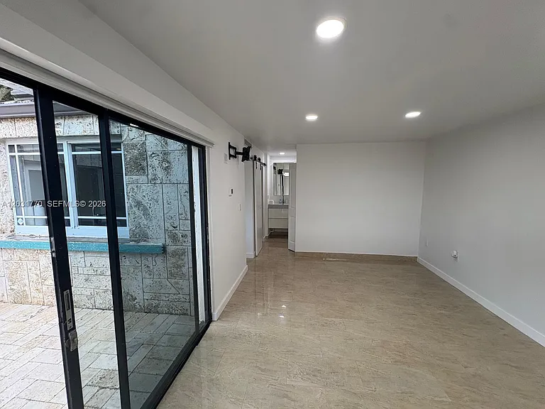 15003 Coconut Ct — Photo 2
