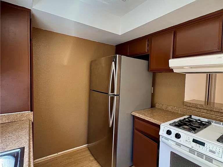 1231 Hillandale Ave #10 — Photo 14