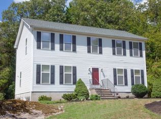 48 Woodland Rd, Franklin, NJ 07416