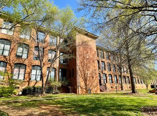 201 S Hoskins Rd APT 317, Charlotte, NC 28208