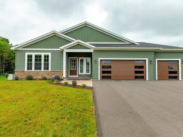 4544 Hollyshire Way, Clay, NY 13041