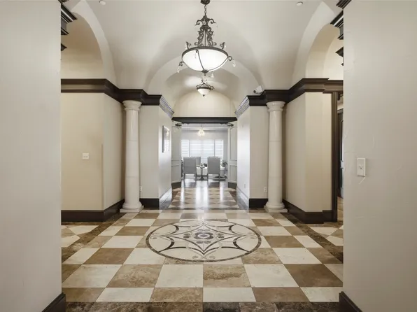 501 Samuels Ave APT 230, Fort Worth, TX 76102